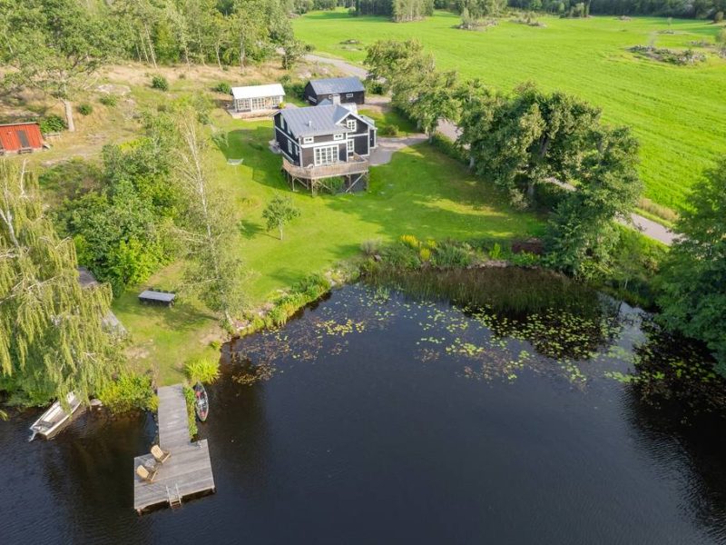 6557702f3af1d931341d66699830bbc8